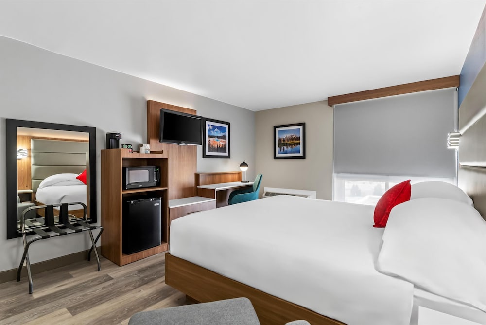 Deluxe Room, 1 Queen Bed - Photo 6