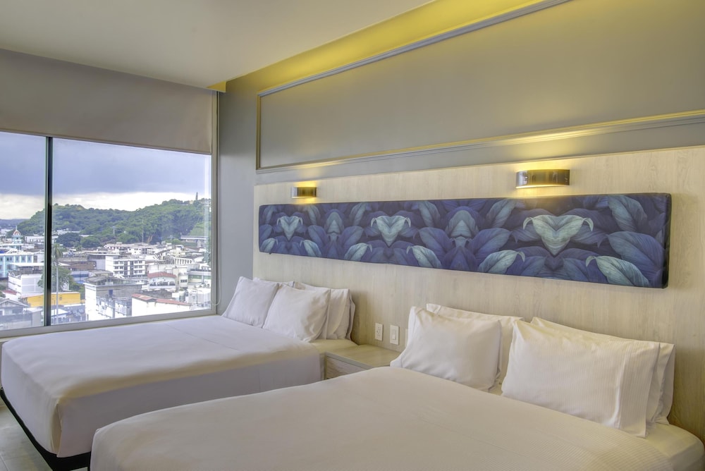Premium Room, 2 Queen Beds photo 1