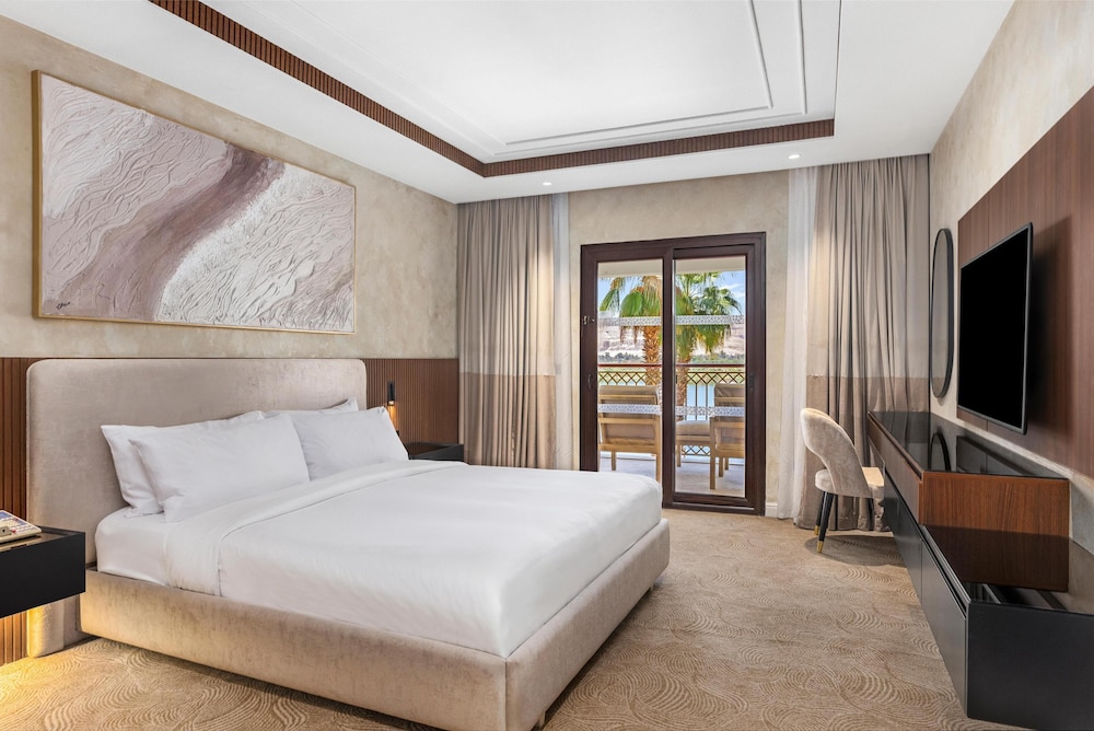 Deluxe Room, 1 King Bed