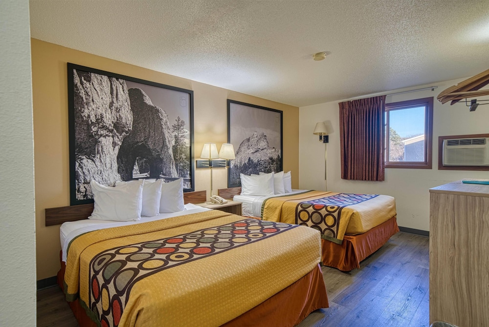 Standard Room, 2 Queen Beds - Photo 5