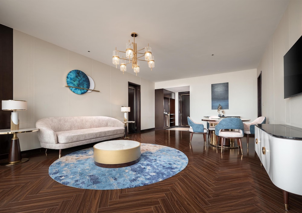 Suite, 2 Bedrooms, Lake View photo 3