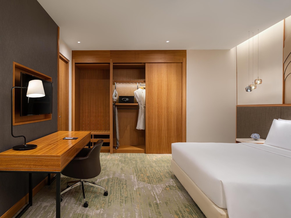 Suite, 1 Bedroom, City View photo 3