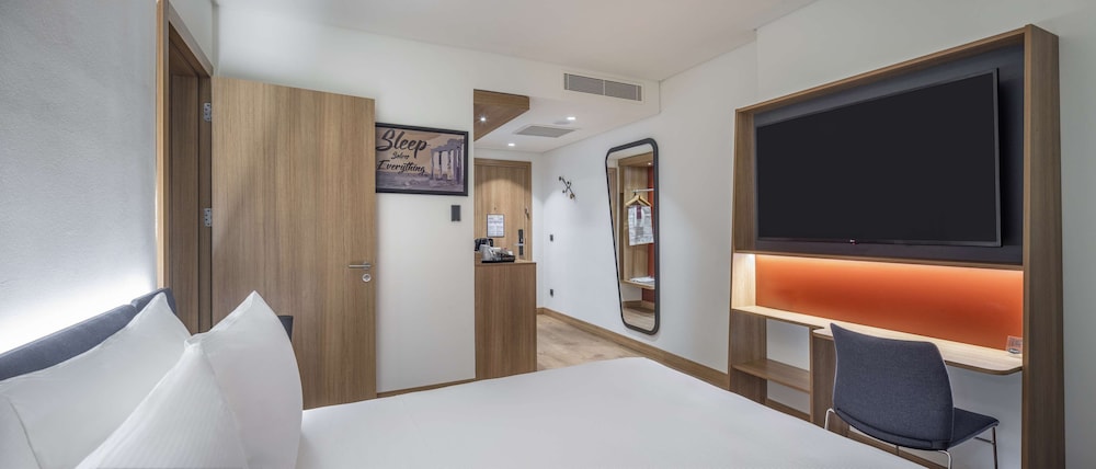 Studio, 1 King Bed