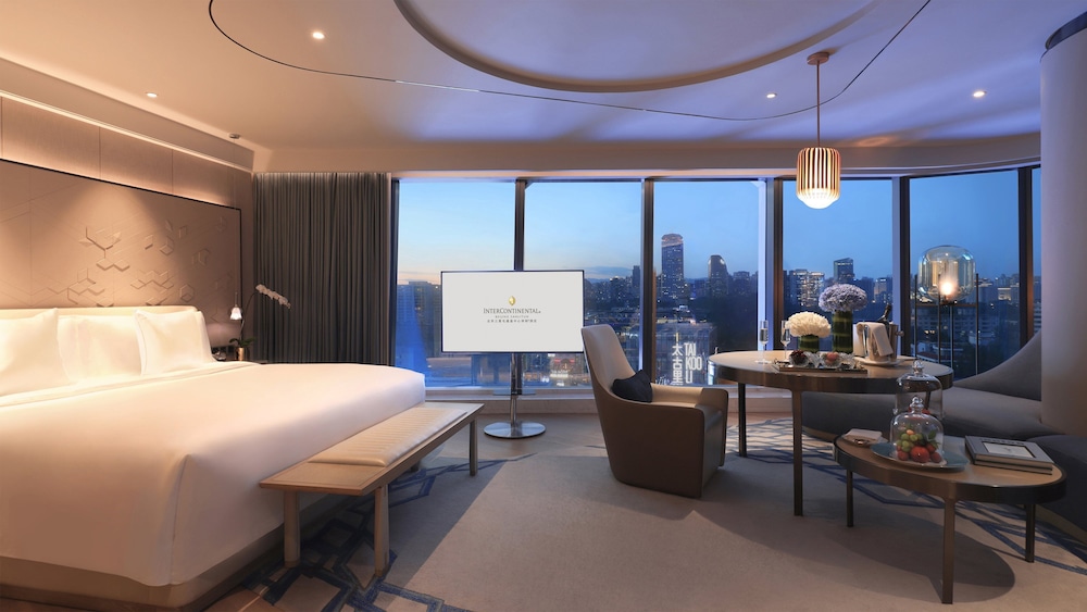 Junior Suite, 1 King Bed (Sanlitun View)