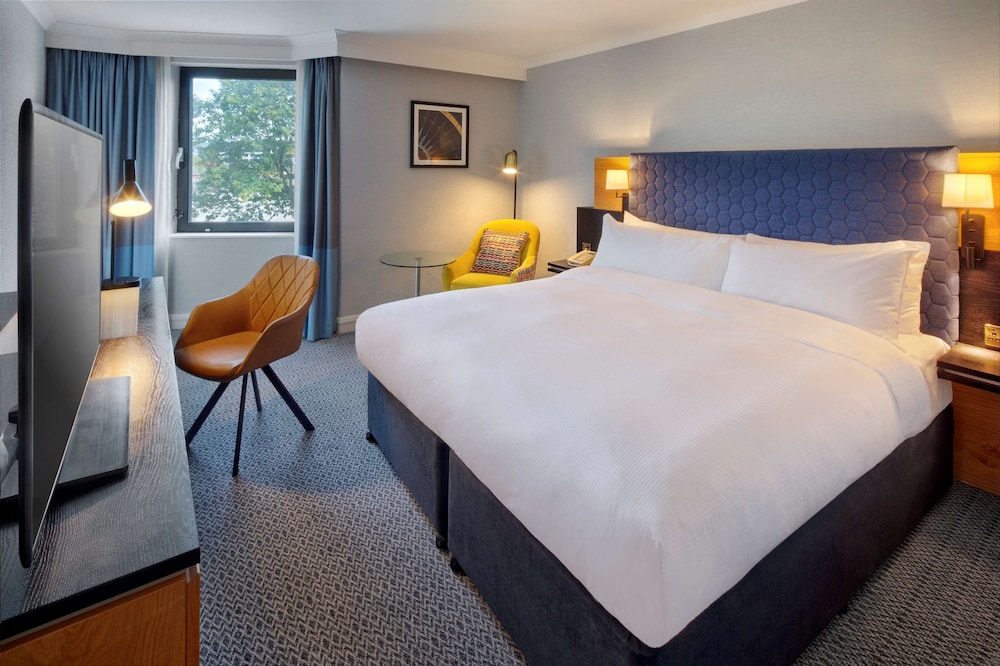 Room, 1 Queen Bed - Photo 8