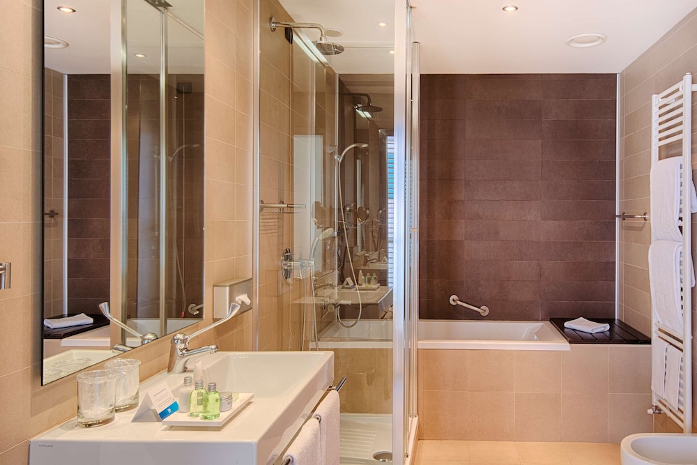 Standard Room - Photo 5
