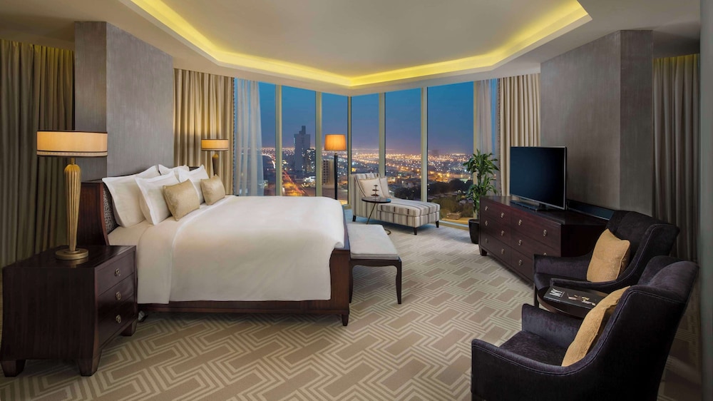 Kempinski, Family Apartment, Multiple Beds, City View