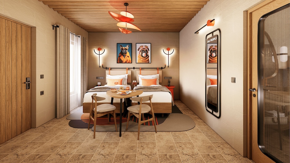 Deluxe Double or Twin Room
