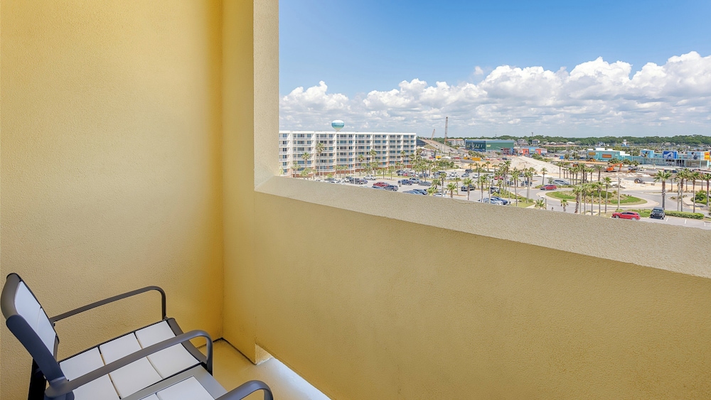 Standard Room, 2 Queen Beds, Balcony (Additional Living Area) photo 2