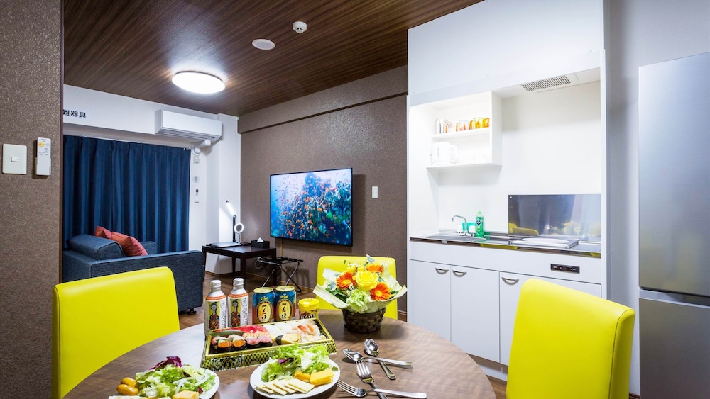 Deluxe Apartment