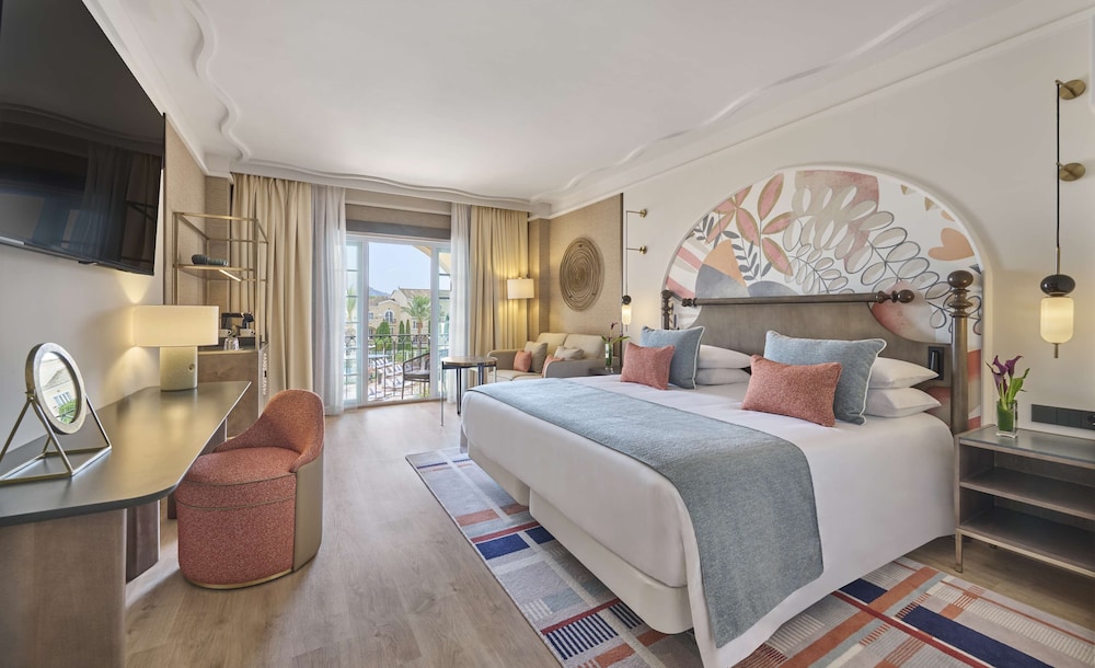 Room, 1 King Bed with Sofa bed