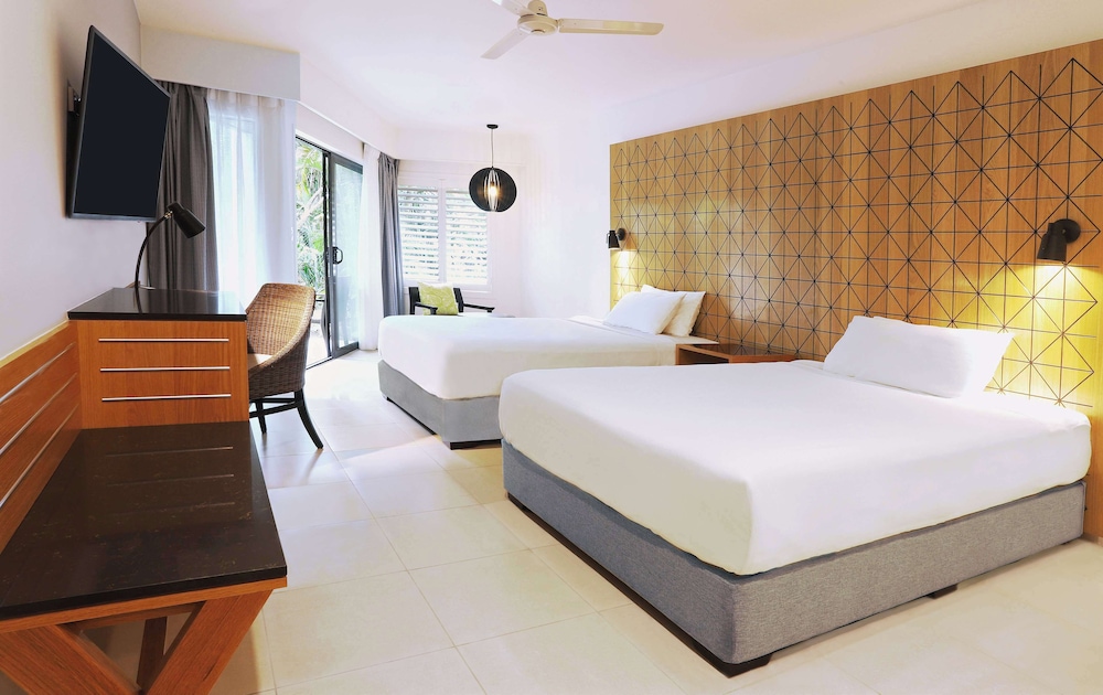 Family Suite, 2 Bedrooms, Courtyard Area - Photo 7