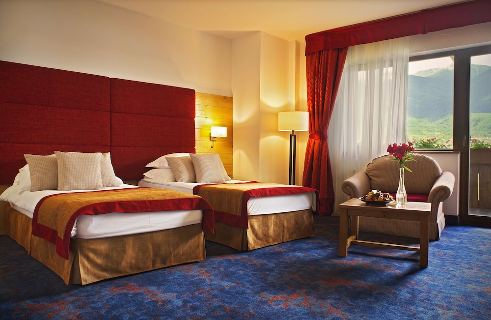 Standard Room, 2 Twin Beds, City View - Photo 1