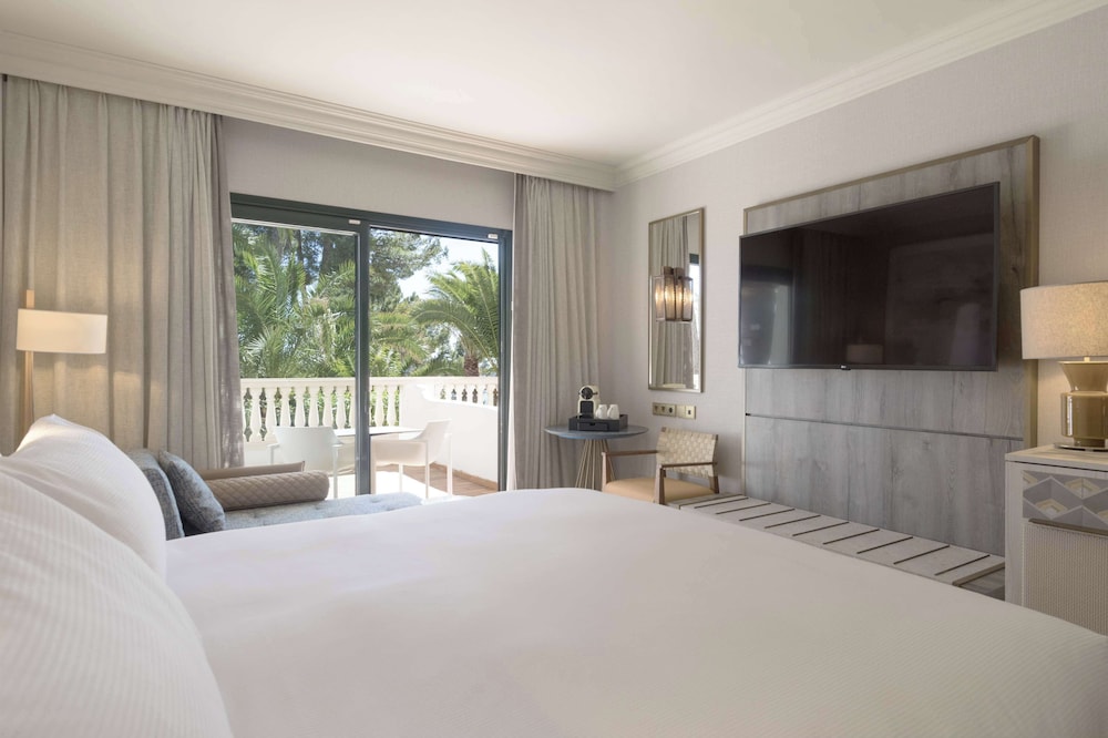 Superior Room, 1 King Bed