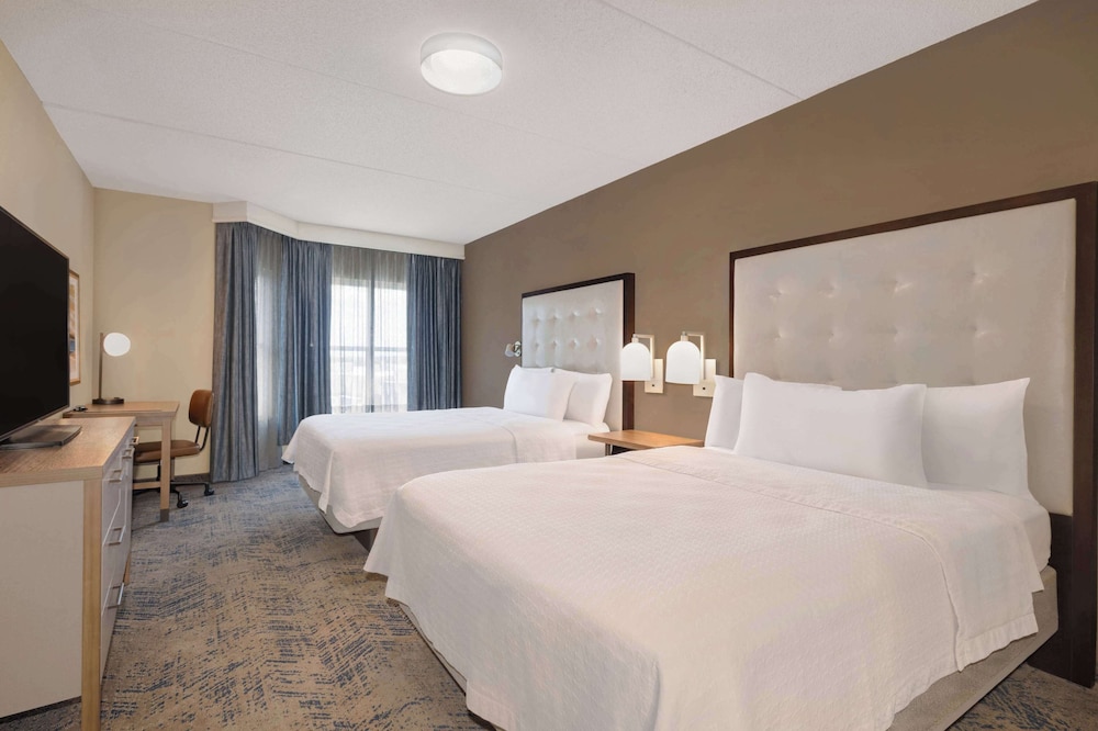 Premium Suite, 2 Queen Beds, Accessible (Hearing) - Photo 3