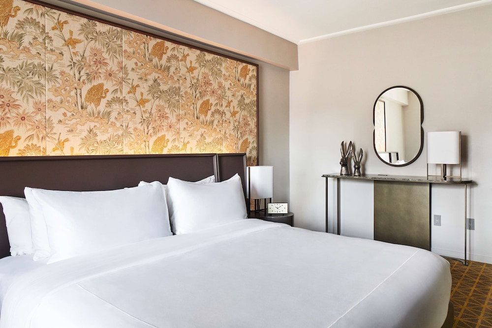 Suite, 1 Bedroom, City View thumbnail 6