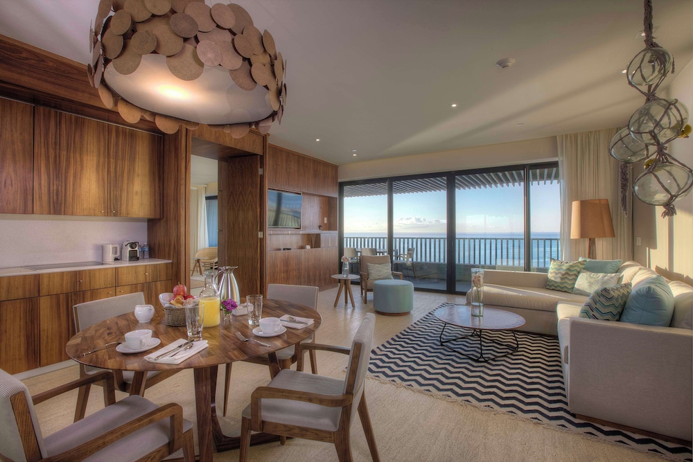Executive Suite King And Club Access