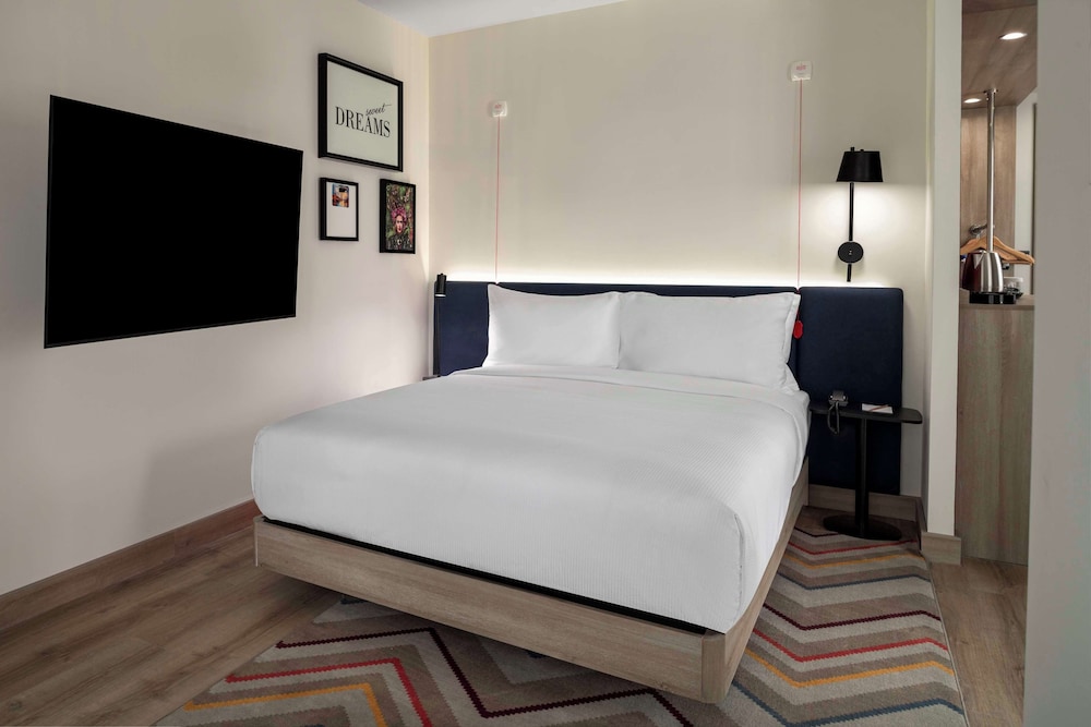 Room, 1 Queen Bed, Accessible, Non Smoking photo 1