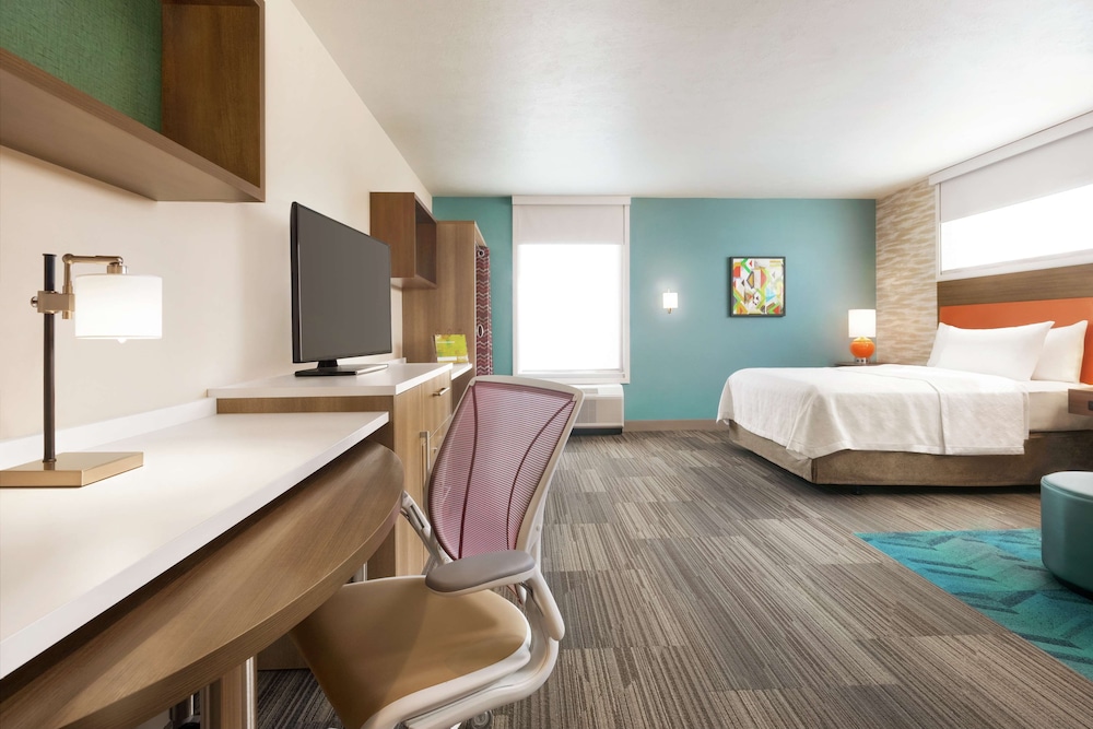 Studio, 1 Queen Bed, Accessible, Bathtub - Photo 7