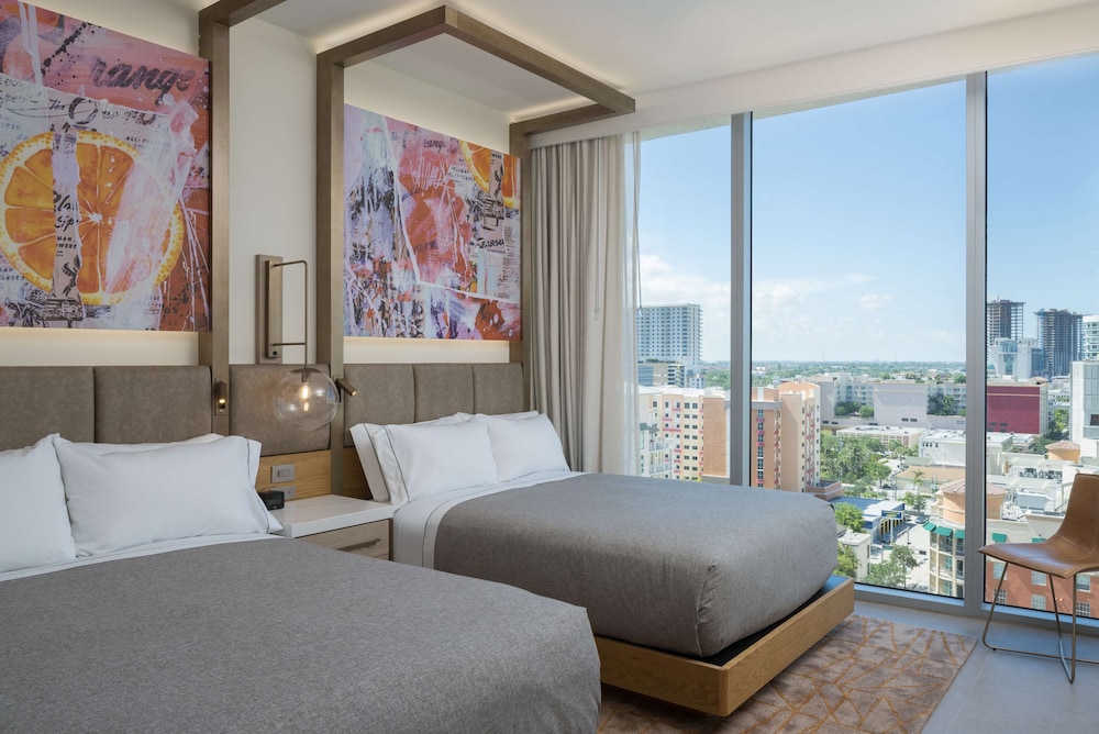 Room, 2 Queen Beds - Photo 1