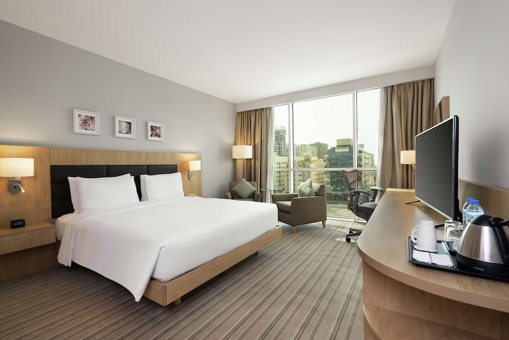 Room, 1 King Bed, Accessible photo 3