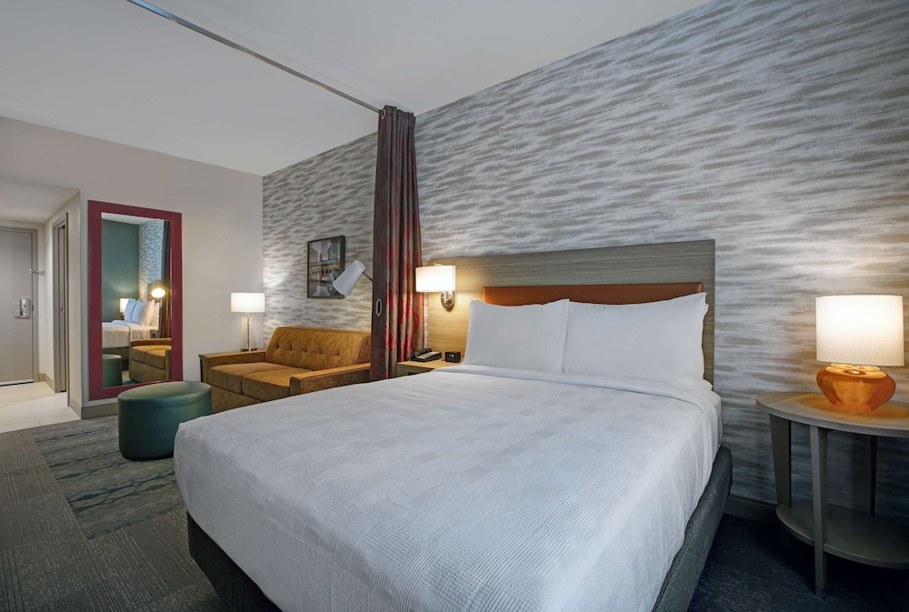 Suite, 1 Bedroom, Non Smoking - Photo 2