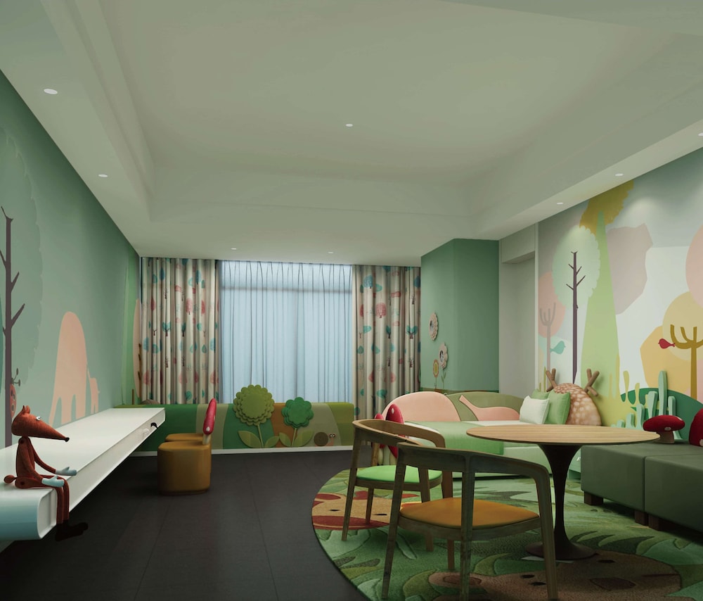 Family Suite, 1 King Bed