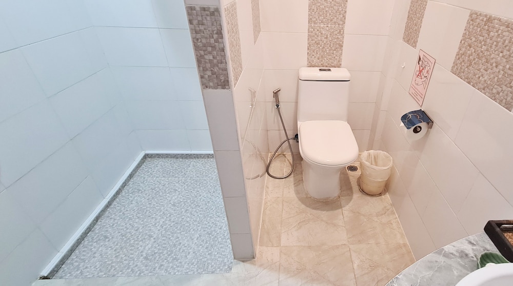 Standard Triple Room - Photo 18