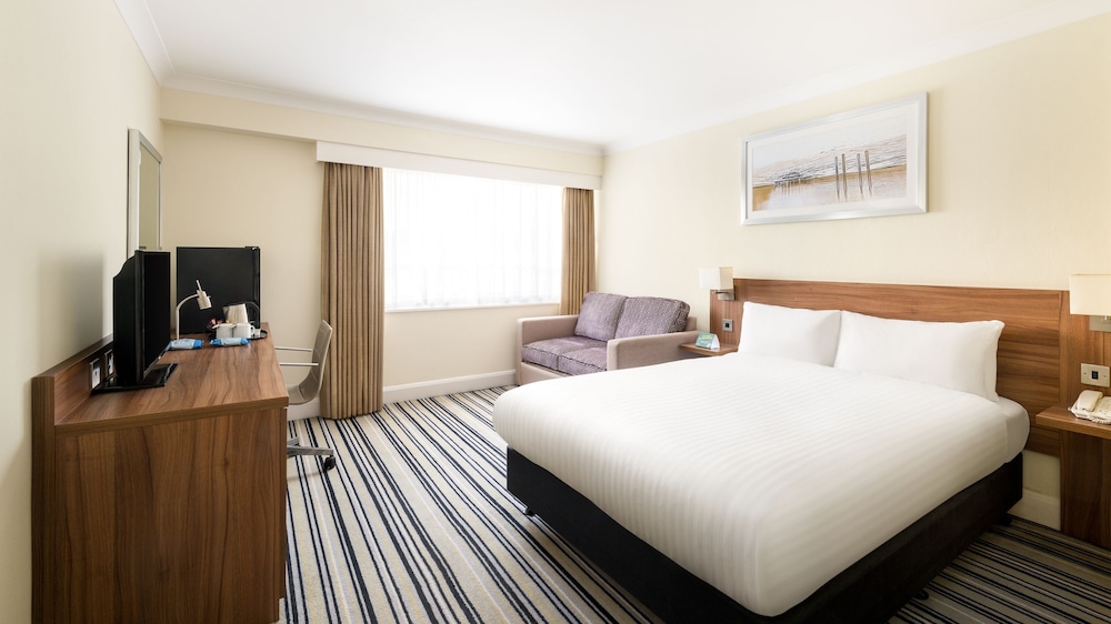 Premium Room, 1 Double Bed with Sofa bed - Photo 3