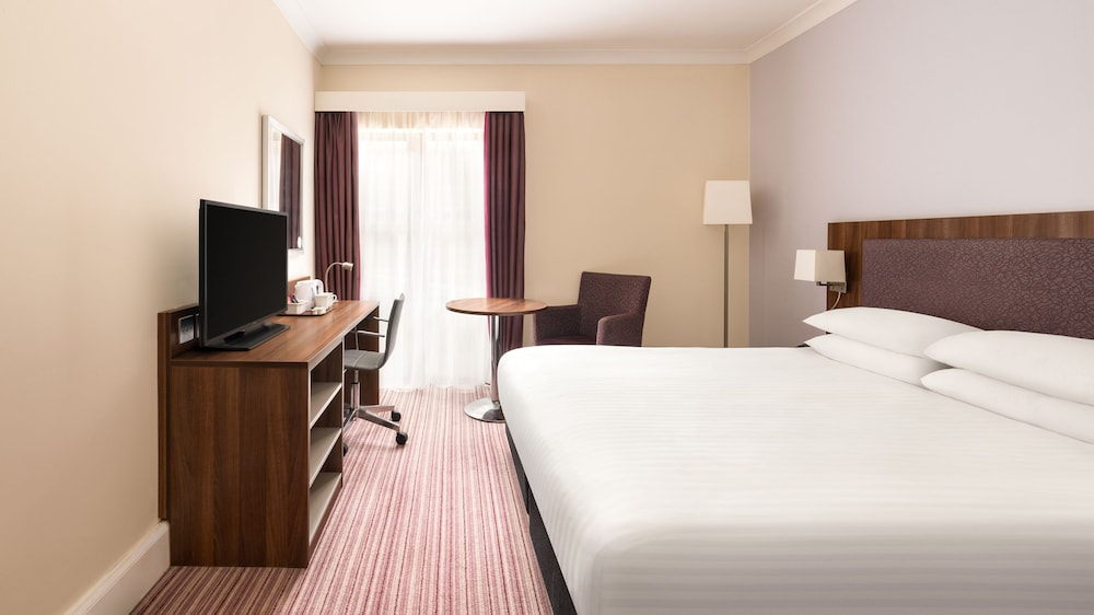 Standard Room, 1 Queen Bed - Photo 3
