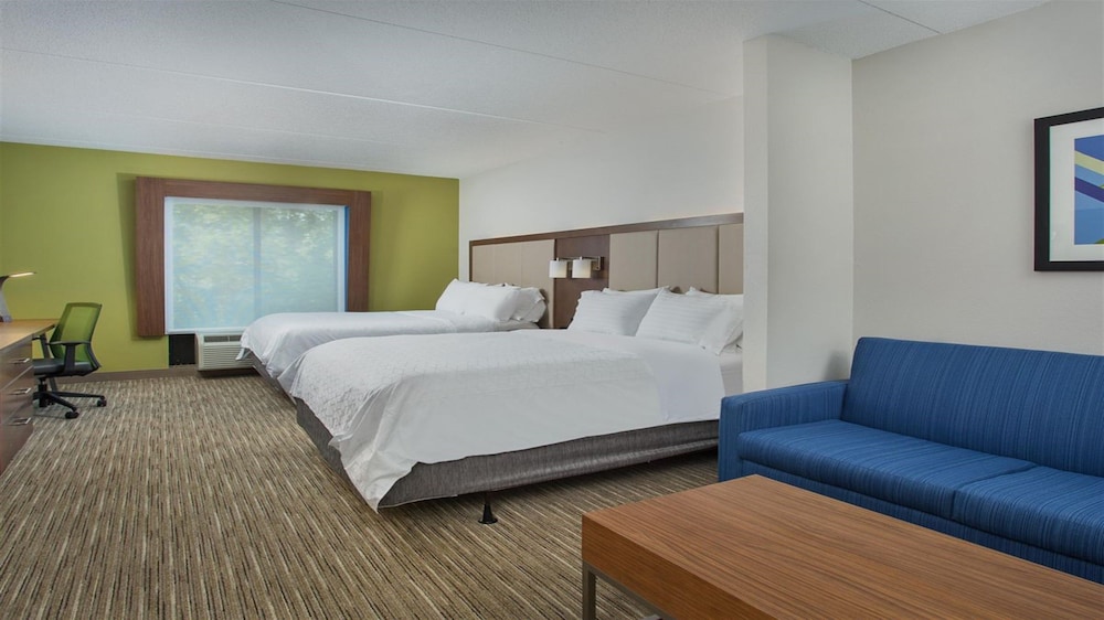 Suite, 2 Queen Beds, Accessible (Accessible Tub) - Photo 1