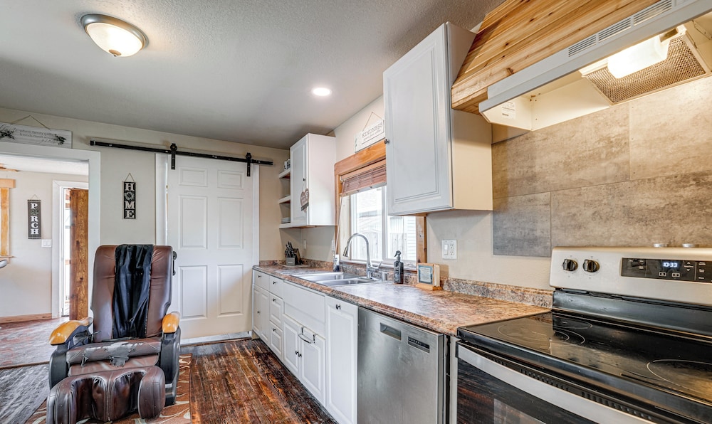 House (2 Bedrooms) photo 2