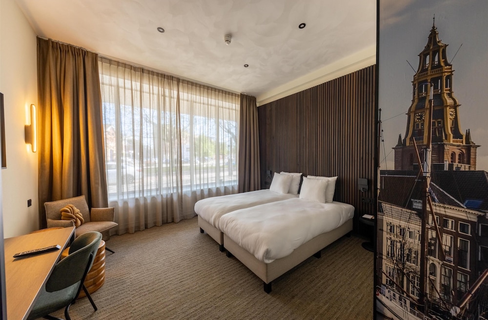 Standard Room, 2 Twin Beds, Non Smoking - Photo 1