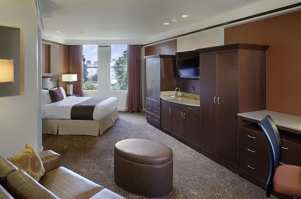Junior Suite, 1 King Bed (Garden Tub for 2, Alamo View)
