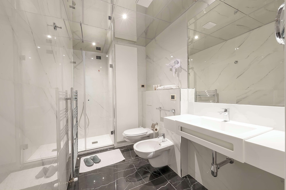 Superior Triple Room - Photo 4