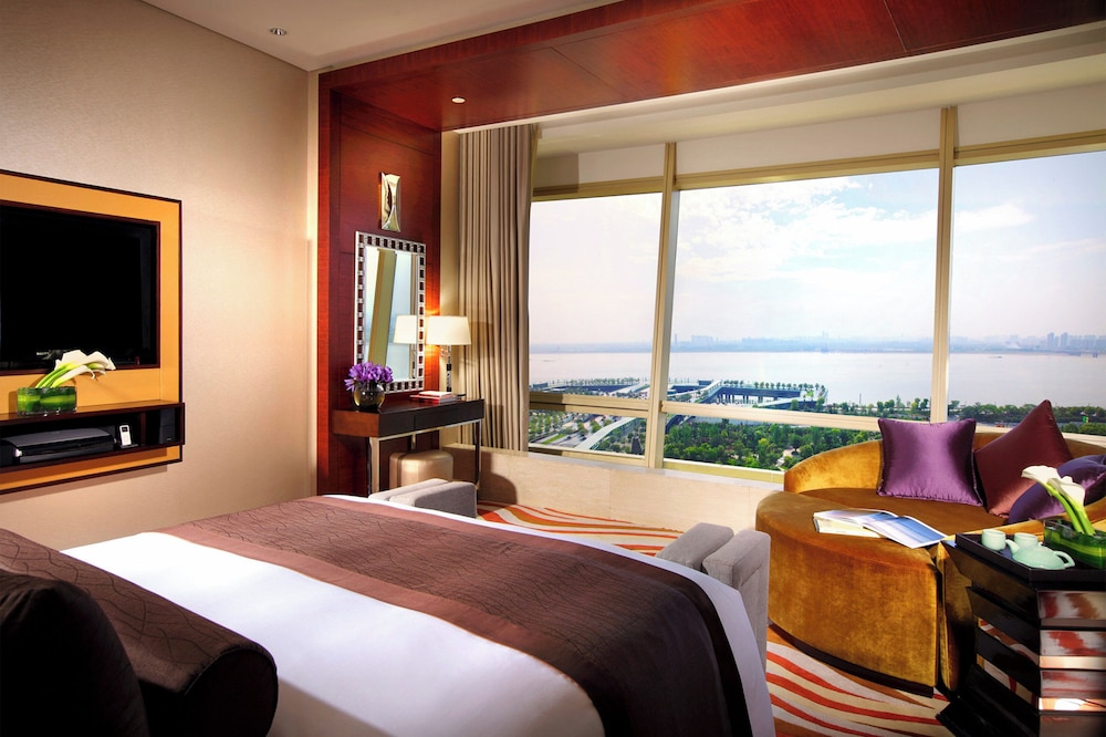 Suite, 1 Bedroom, Accessible, River View (Club Lounge Access) - Photo 1
