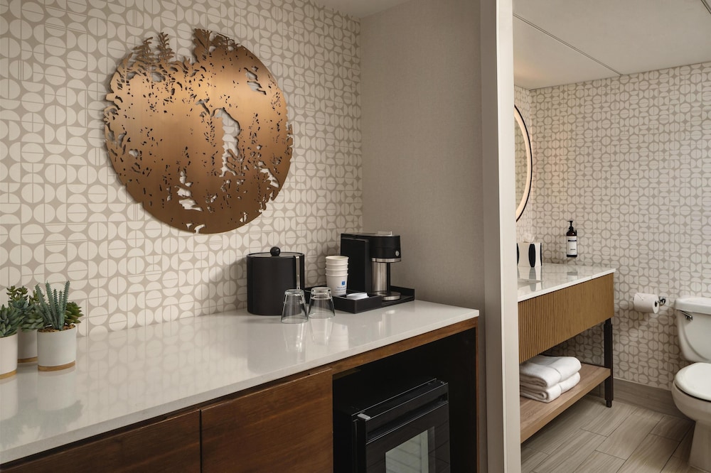 Presidential Suite with Balcony
