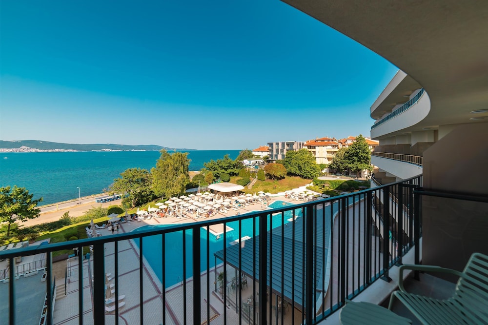 Suite, Sea View