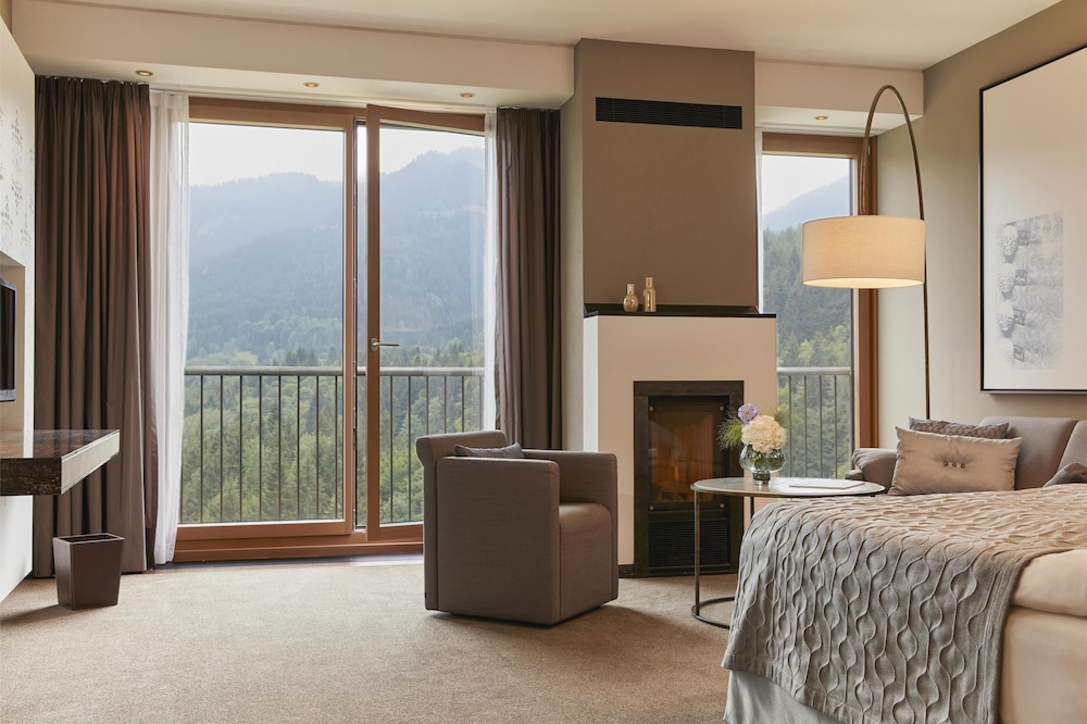 Room, Fireplace, Mountain View photo 3