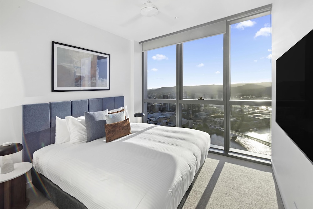 1 Bedroom River View Suite
