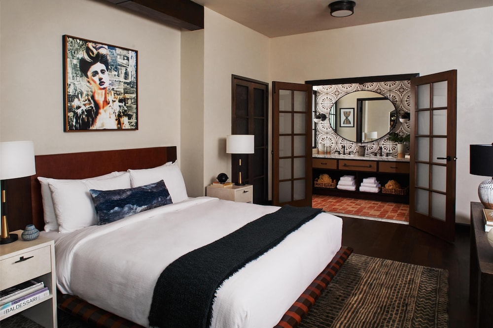 Suite (Casablanca)