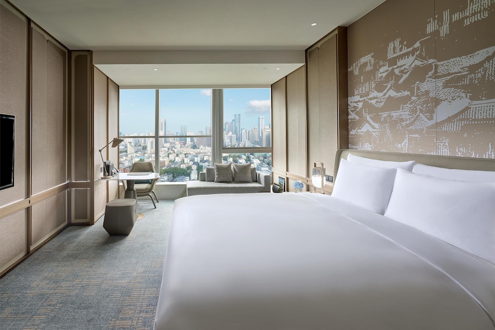 Room, 1 King Bed (Deluxe King Room)