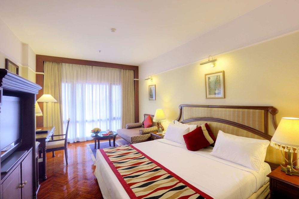 Premium Room - Photo 11