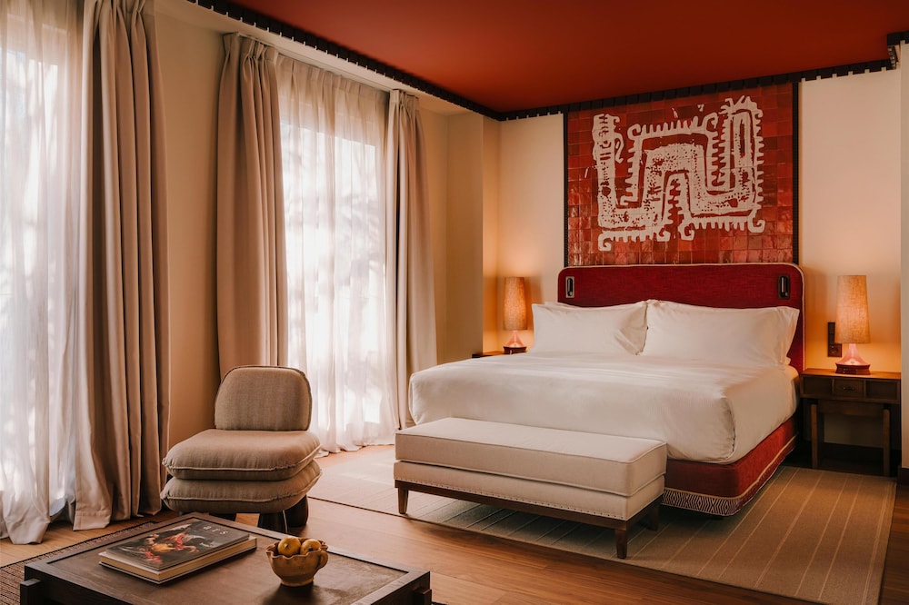 Room, 1 Queen Bed (Santa Cruz)