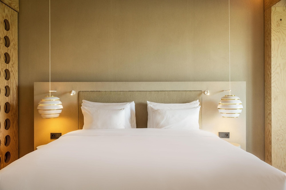 Superior Room (Collection)