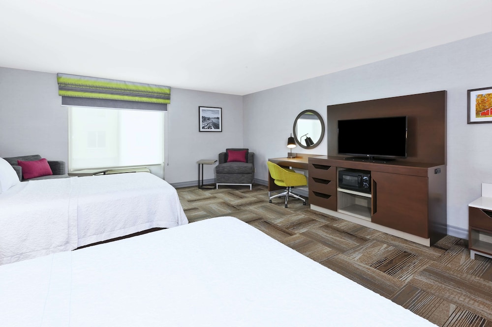 Room, Multiple Beds, Accessible, Bathtub