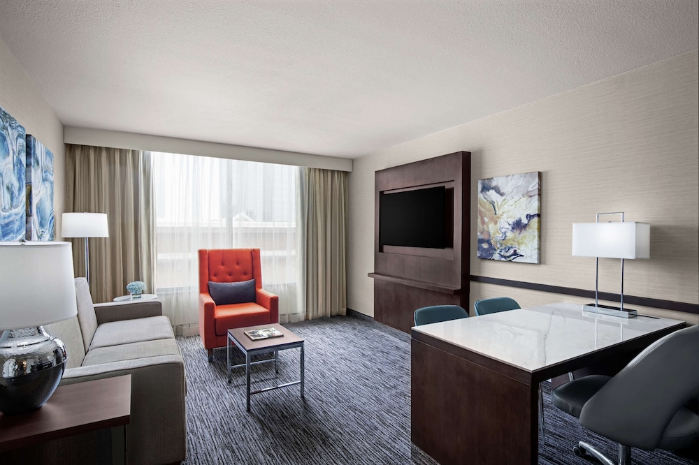Standard Suite - Photo 1