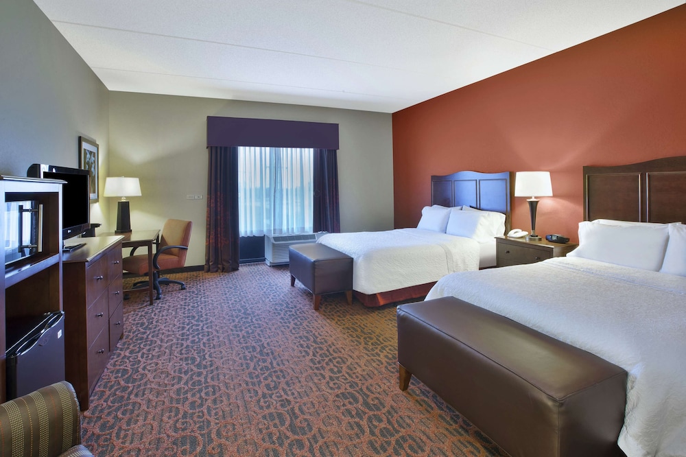 Room, 2 Queen Beds, Accessible, Non Smoking photo 2