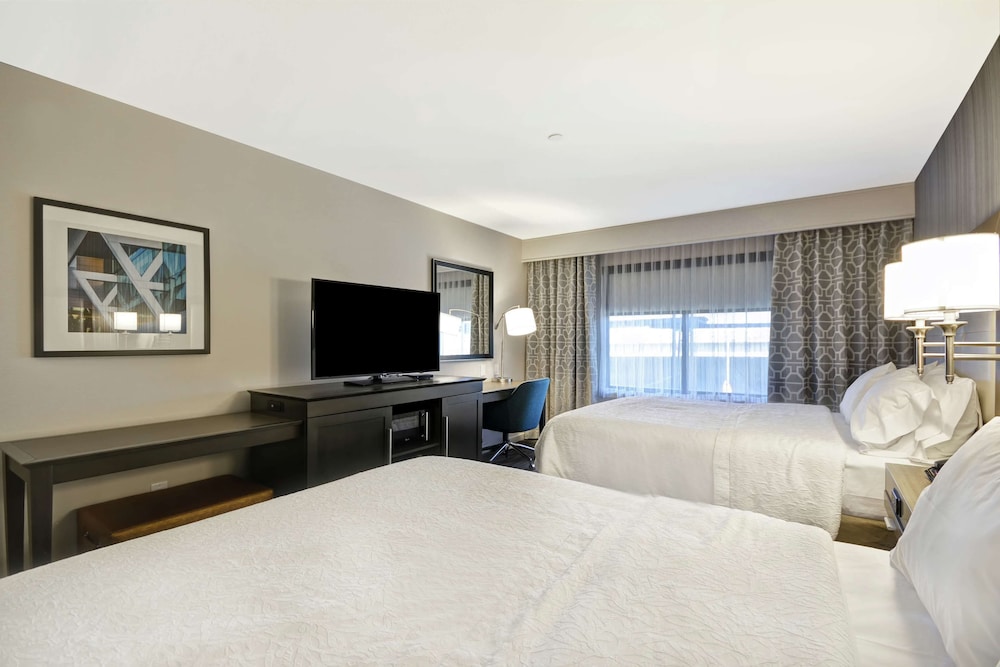 Room, 2 Queen Beds, Accessible, Non Smoking - Photo 2