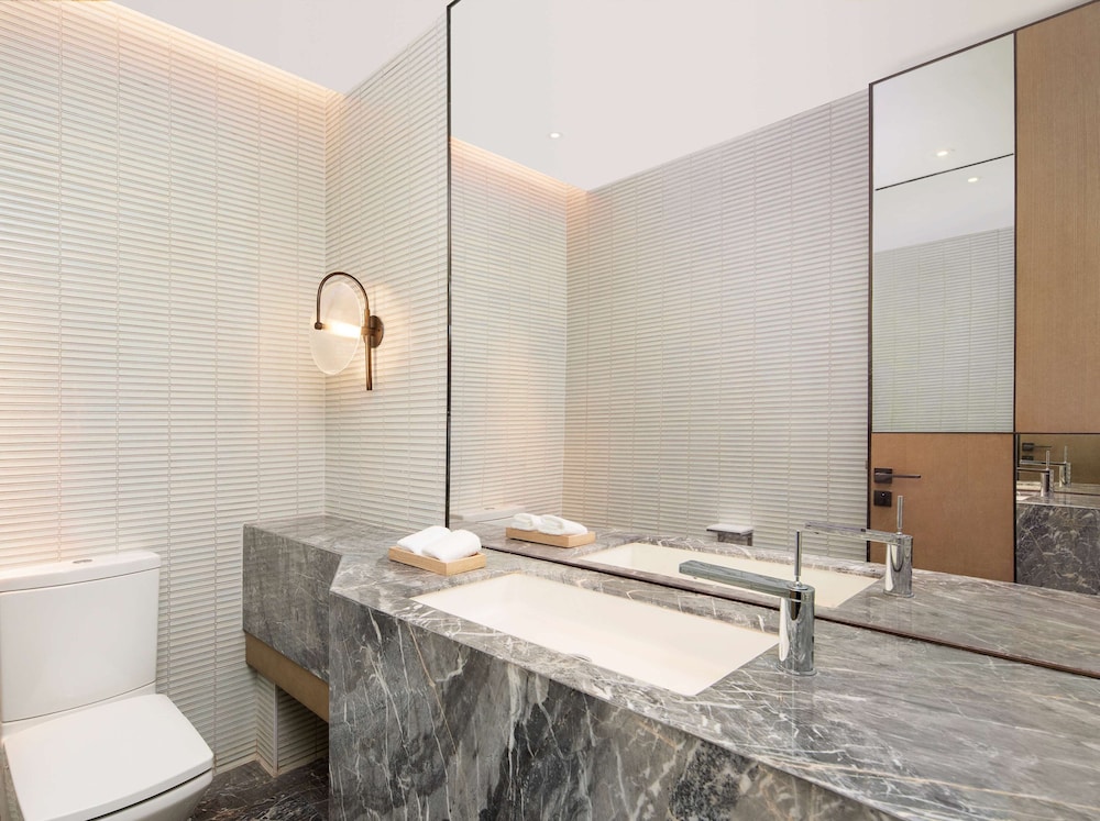 King Premier Suite - Photo 7